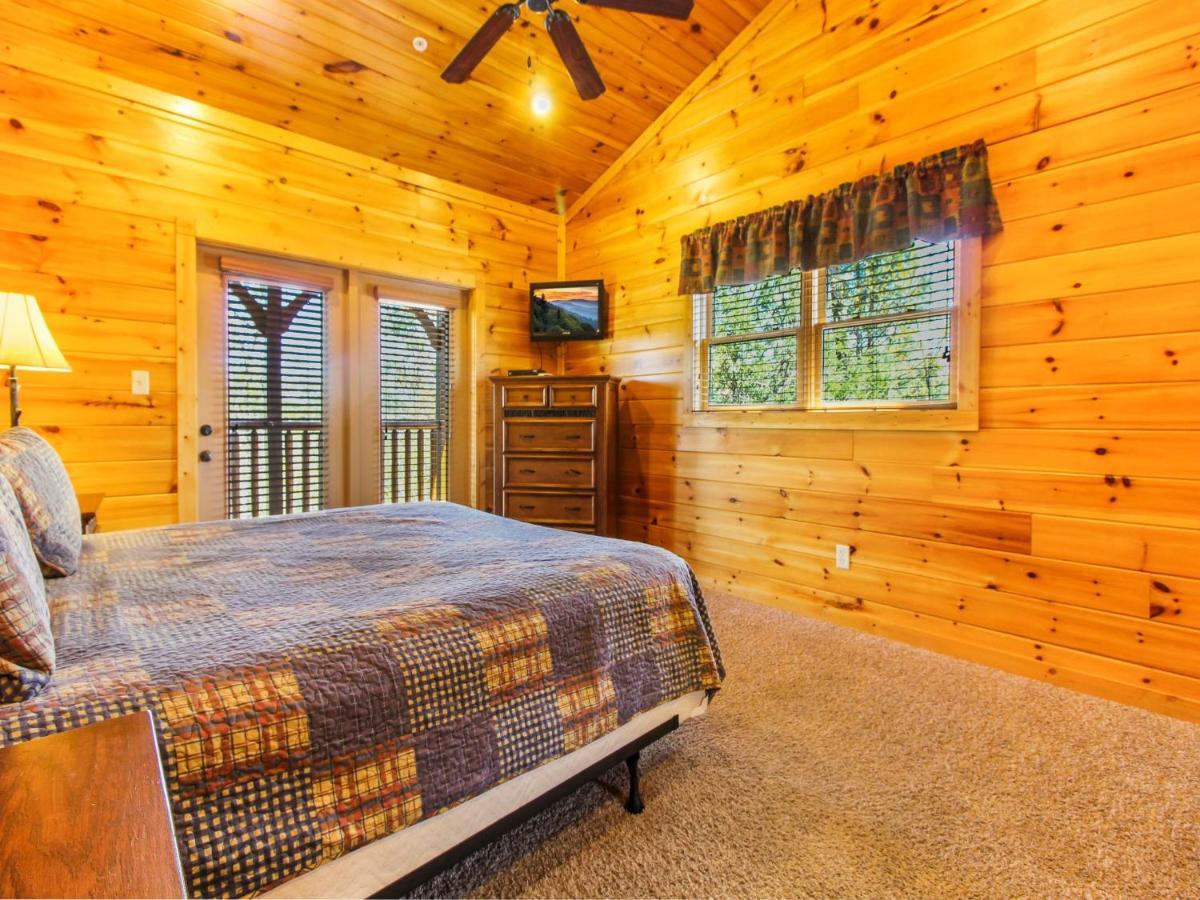 Big Sky Lodge II Гетлинбург Екстериор снимка