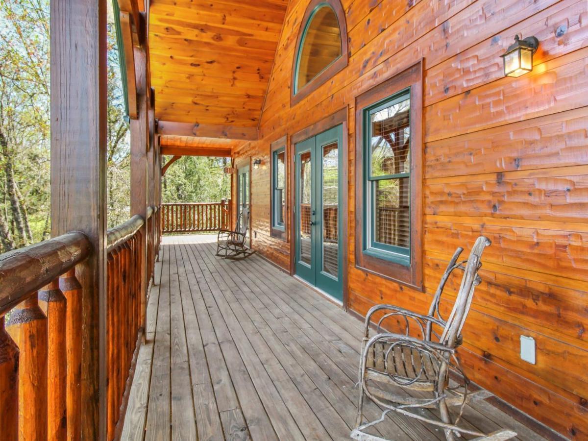 Big Sky Lodge II Гетлинбург Екстериор снимка